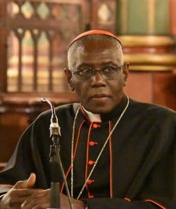 Le cardinal Sarah soutient les journées liturgiques de Randol L'Homme Nouveau