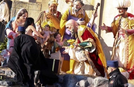Lettre ouverte aux Femen après la profanation de la crèche du Vatican L'Homme Nouveau