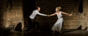 Le fruit de nos entrailles, un spectacle entre humour, danse et spiritualité sur le mystère du couple L'Homme Nouveau