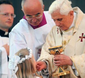 Conférences sur Benoît XVI : une théologie qui mène à Dieu