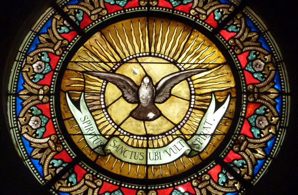 saint esprit saint
