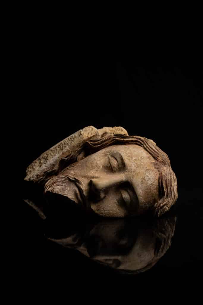 L'exposition : « Faire parler les pierres » et « Feuilleter Notre-Dame » au musée de Cluny