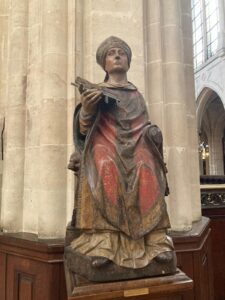 WhatsApp Image 2025 06 11 at 15.35.15 notre-dame