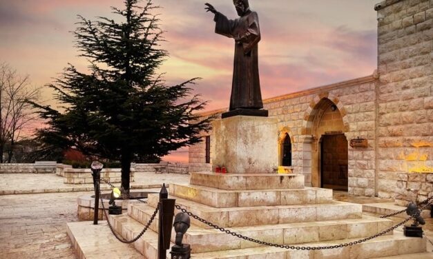 Saint Charbel (2/5) : Le moine d’Annaya, mémoire et espérance d’un peuple