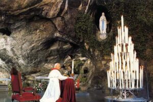 pape lourdes Léon XIV